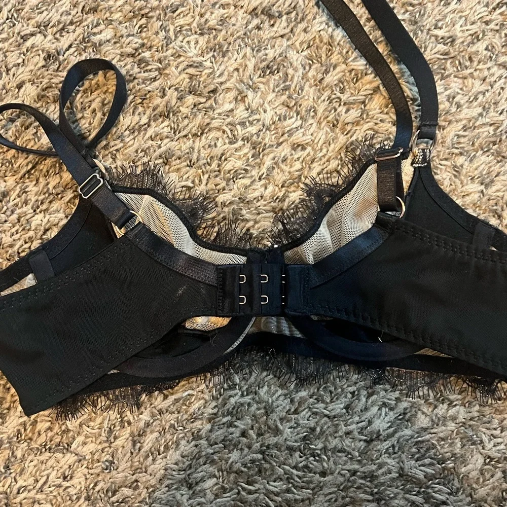 Sofia Vergara Intimates black lace bralette unlined size 34B - Picture 5 of 6